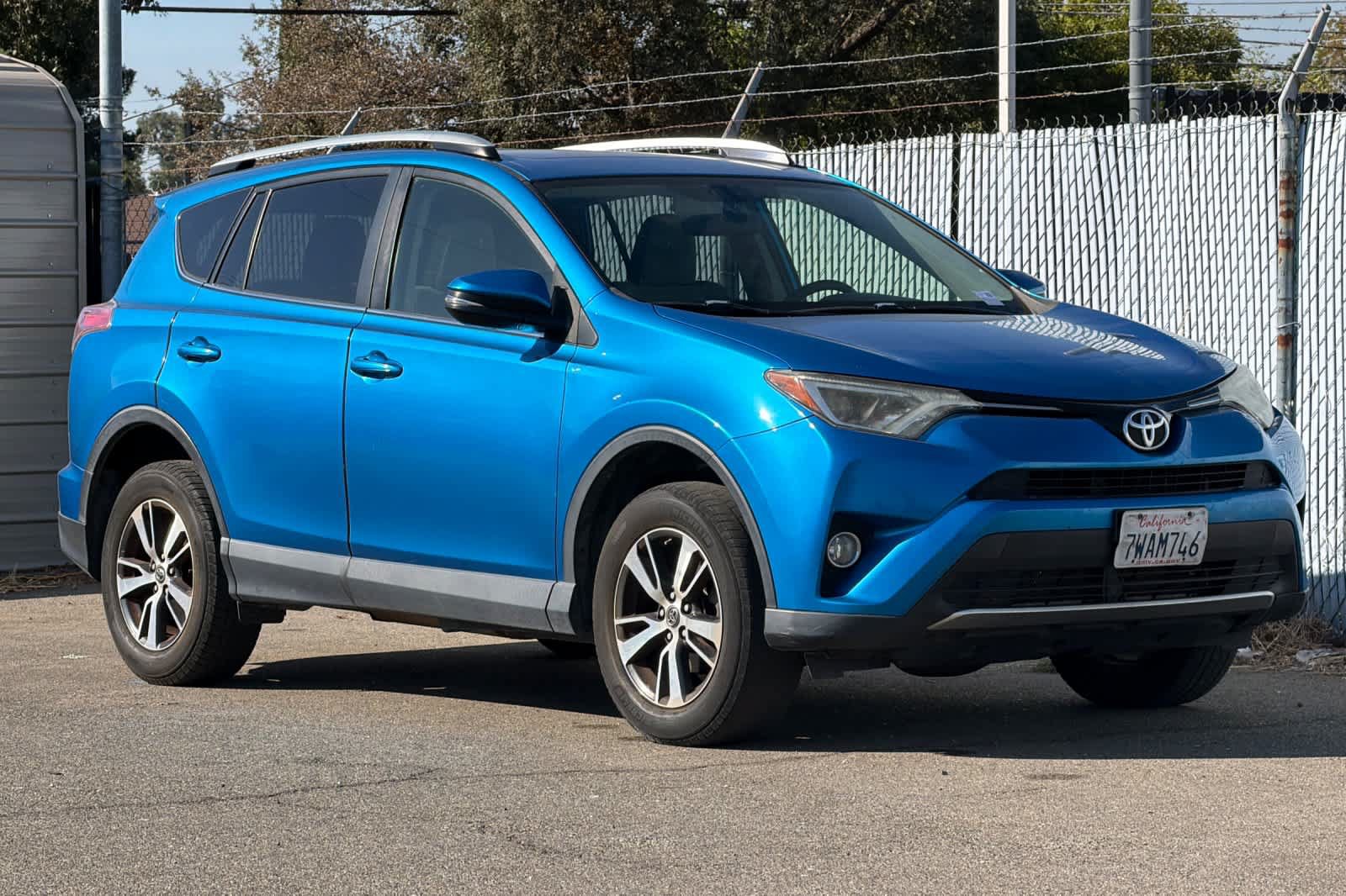 Used 2016 Toyota RAV4 XLE FWD image 7