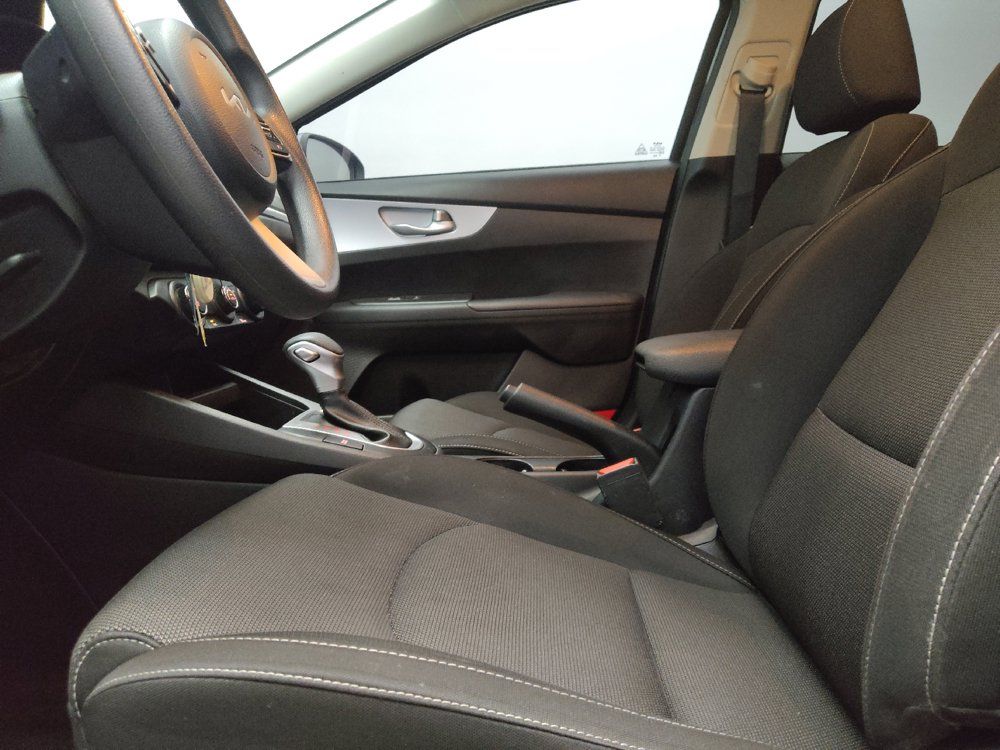 Used 2024 Kia Forte LXS FWD image 17