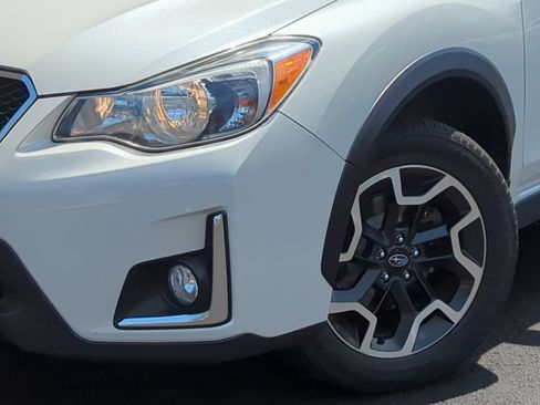Used 2017 Subaru Crosstrek 2.0i Premium AWD/4WD image 31