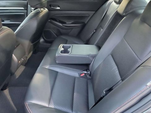 Used 2025 Nissan Altima 2.5 SR image 22