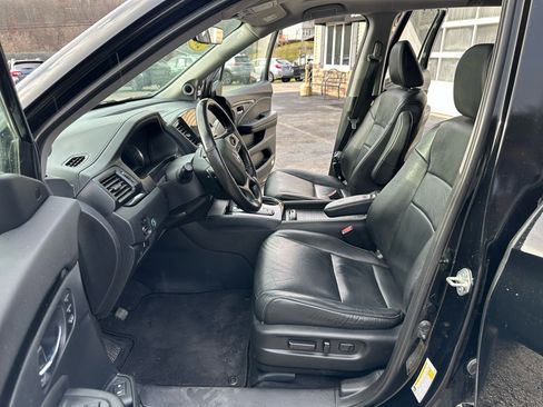 Used 2019 Honda Pilot Touring image 10