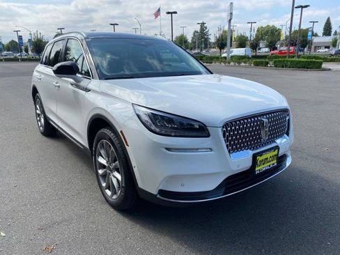 Used 2022 Lincoln Corsair AWD w/ Premium Package image 9