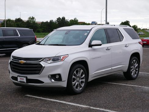 Used 2019 Chevrolet Traverse Premier AWD/4WD image 5