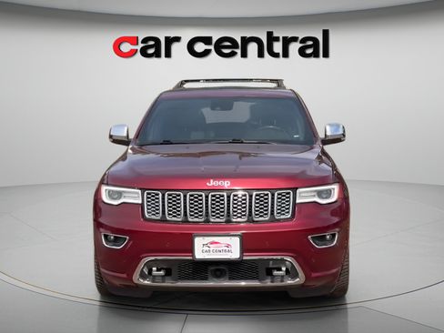 Used 2017 Jeep Grand Cherokee Overland w/ Jeep Active Safety Group AWD/4WD image 10
