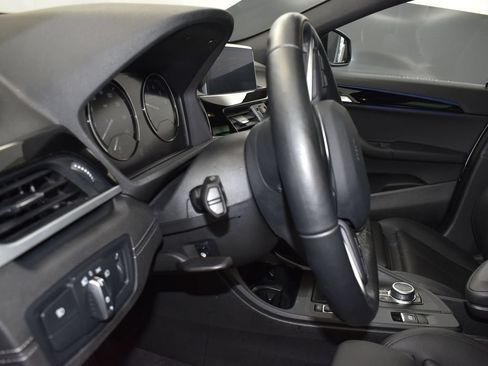 Used 2022 BMW X2 sDrive28i w/ Convenience Package FWD image 14