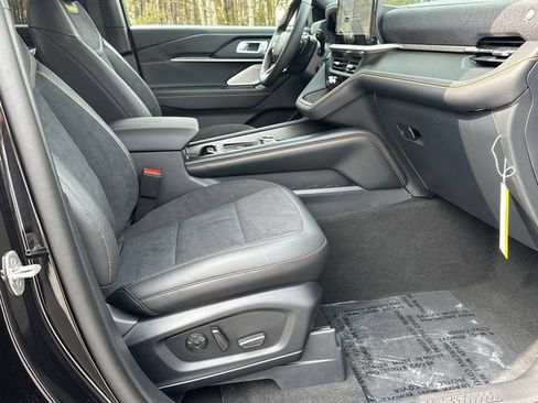 New 2026 Ford Explorer Tremor w/ Tremor Ultimate Package AWD/4WD image 15