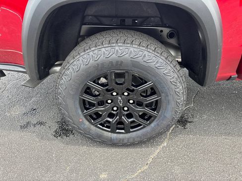 Used 2026 Chevrolet Colorado Trail Boss AWD/4WD image 18