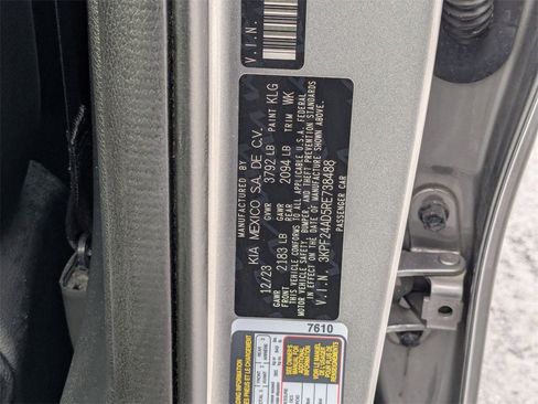 Used 2024 Kia Forte LXS image 37