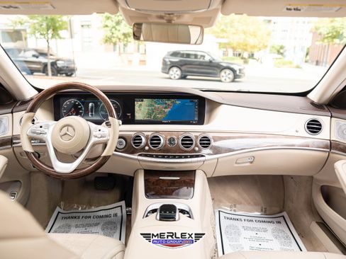 Used 2019 Mercedes-Benz S 560 Sedan image 13