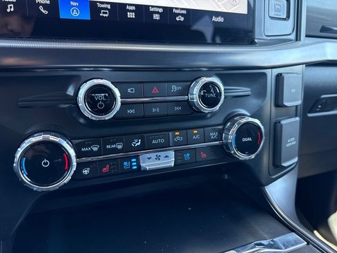 Certified 2025 Ford F150 Lariat AWD/4WD image 23