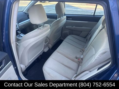 Used 2011 Subaru Outback 2.5i image 11