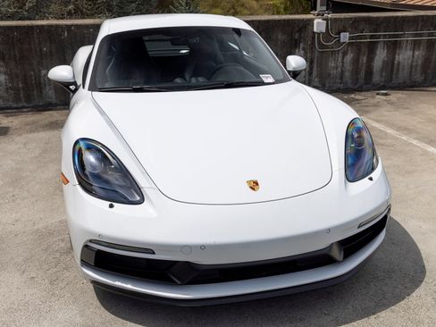 Used 2021 Porsche 718 Cayman GTS RWD image 16