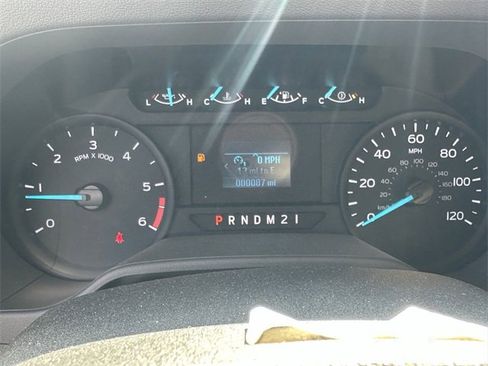 New 2024 Ford E-450 and Econoline 450 Super Duty w/ Power Windows & Locks Group image 15