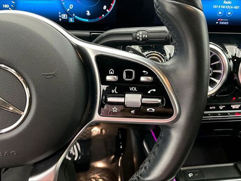 Certified 2023 Mercedes-Benz GLA 250 4MATIC image 22