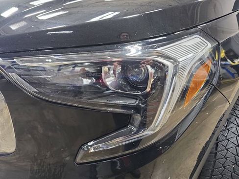 Used 2019 GMC Terrain SLE w/ Driver Convenience Package image 30