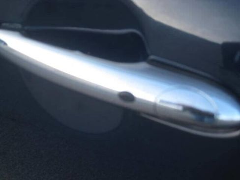 Used 2015 MINI Cooper 2-Door Hardtop image 12