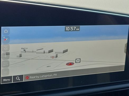 Used 2023 Kia Niro SX Touring image 18