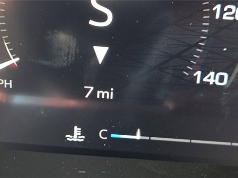 New 2026 GMC Sierra 2500 SLT w/ SLT Premium Package image 11