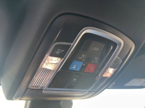 Used 2025 RAM 1500 Laramie w/ Night Edition image 27