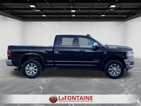 Used 2022 RAM 3500 Limited AWD/4WD image 6