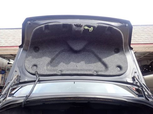 Used 2013 Dodge Avenger SE FWD image 17