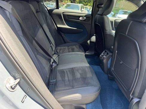 Used 2023 Volvo C40 P8 Recharge Ultimate AWD/4WD image 17