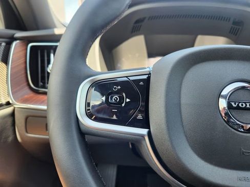 Certified 2025 Volvo XC60 B5 Plus w/ Climate Package image 17