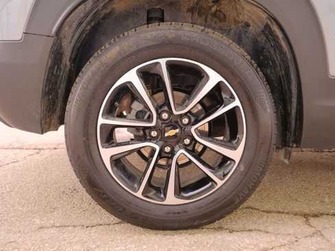 Used 2025 Chevrolet TrailBlazer LT image 47