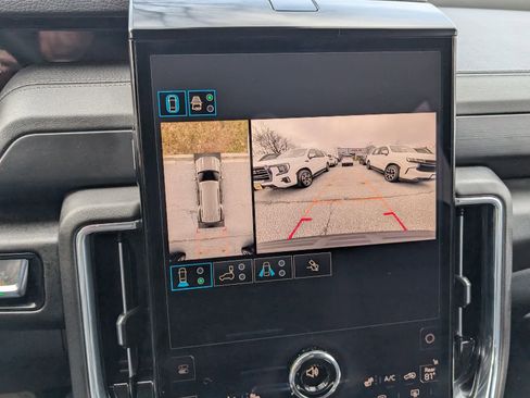 Certified 2025 GMC Yukon Denali w/ Sun & Power Step Package image 29