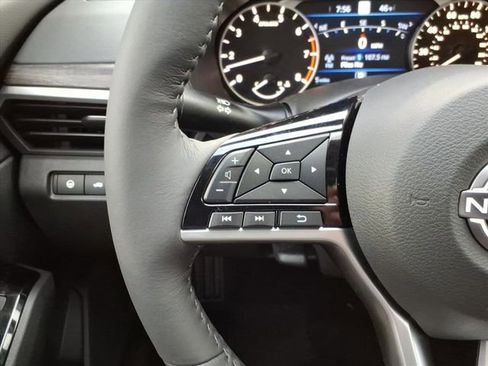 New 2025 Nissan Altima 2.5 SL image 27