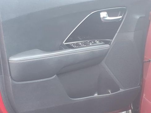 Used 2022 Kia Niro LXS w/ Digital Cluster Package image 20