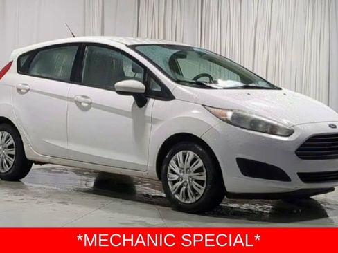 Used 2016 Ford Fiesta S image 2