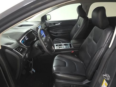 Used 2021 Ford Edge Titanium w/ Cargo Accessory Package FWD image 5