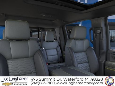 New 2026 Chevrolet Silverado 2500 ZR2 w/ LPO, Dark Essentials Package AWD/4WD image 31