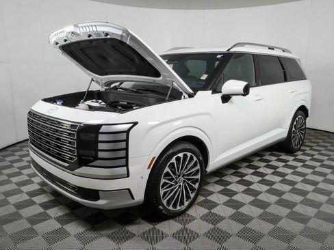 Certified 2026 Hyundai Palisade Calligraphy FWD image 31