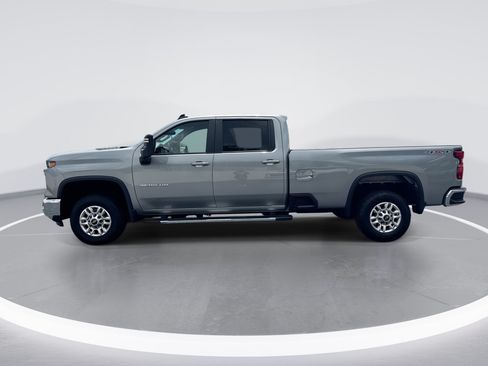 Used 2025 Chevrolet Silverado 2500 LT w/ Convenience Package AWD/4WD image 7