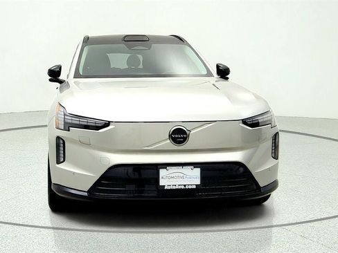 Used 2025 Volvo EX90 Ultra AWD/4WD image 2