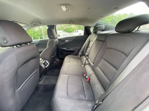 Used 2020 Chevrolet Malibu LT FWD image 29