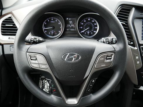 Used 2018 Hyundai Santa Fe Sport w/ 2.4L Value Package 02 AWD/4WD image 18
