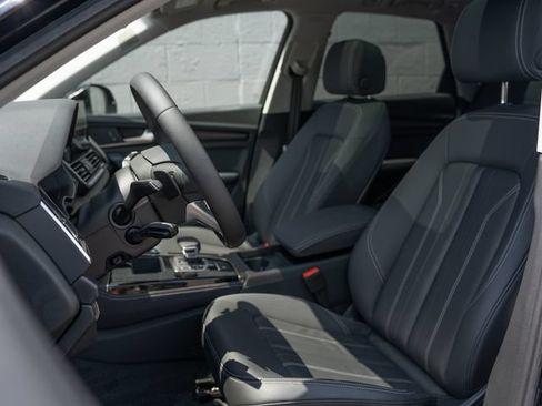 Used 2023 Audi Q5 2.0T Premium Plus AWD/4WD image 5