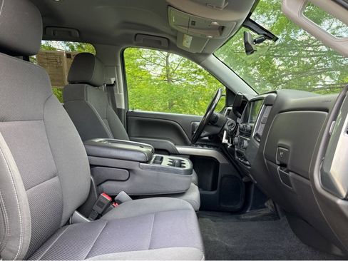 Used 2018 Chevrolet Silverado 1500 LT image 8