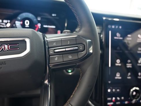 New 2026 GMC Acadia AT4 w/ Luxury Package AWD/4WD image 24