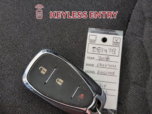 Used 2018 Chevrolet Equinox LT FWD image 30