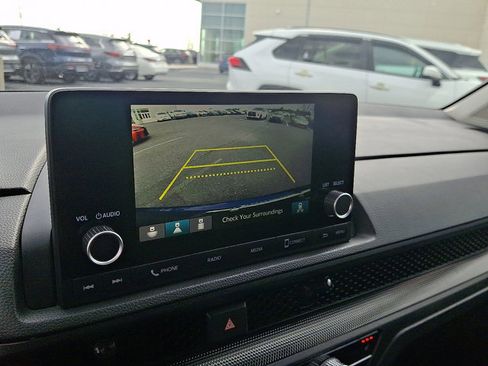 Used 2024 Honda CR-V EX image 17