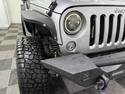 Used 2016 Jeep Wrangler Unlimited Sport w/ Quick Order Package 24S AWD/4WD image 30
