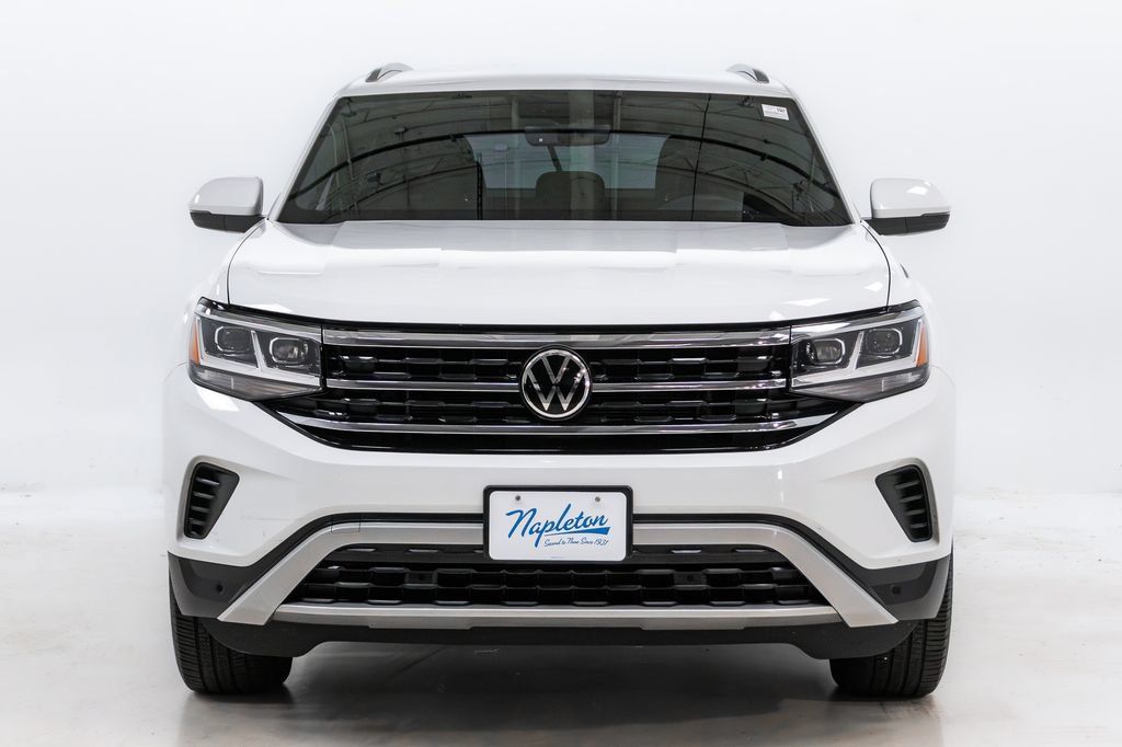 Used 2023 Volkswagen Atlas Cross Sport SE w/ Black Wheel Package AWD/4WD image 6