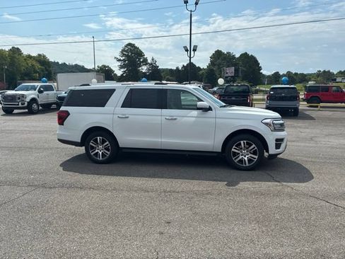 Used 2024 Ford Expedition Max Limited AWD/4WD image 8