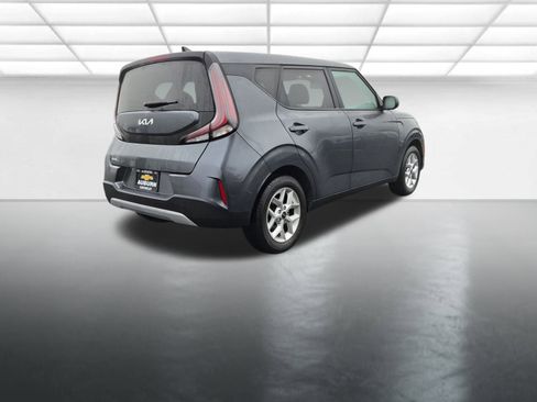 Used 2024 Kia Soul LX w/ Option Group 015 image 3