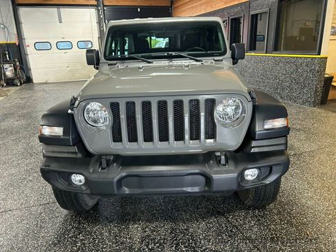 Used 2023 Jeep Wrangler Sport AWD/4WD image 8