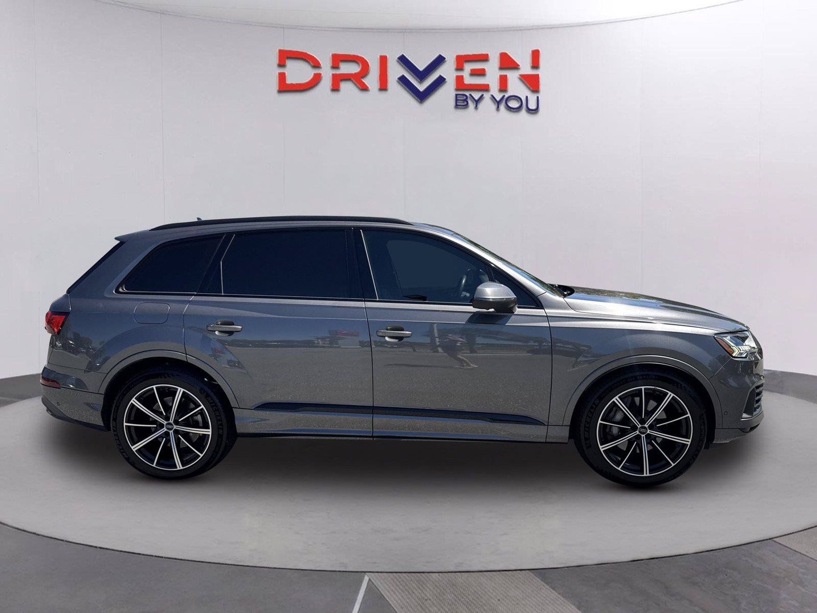 Used 2021 Audi Q7 3.0T Prestige AWD/4WD image 2
